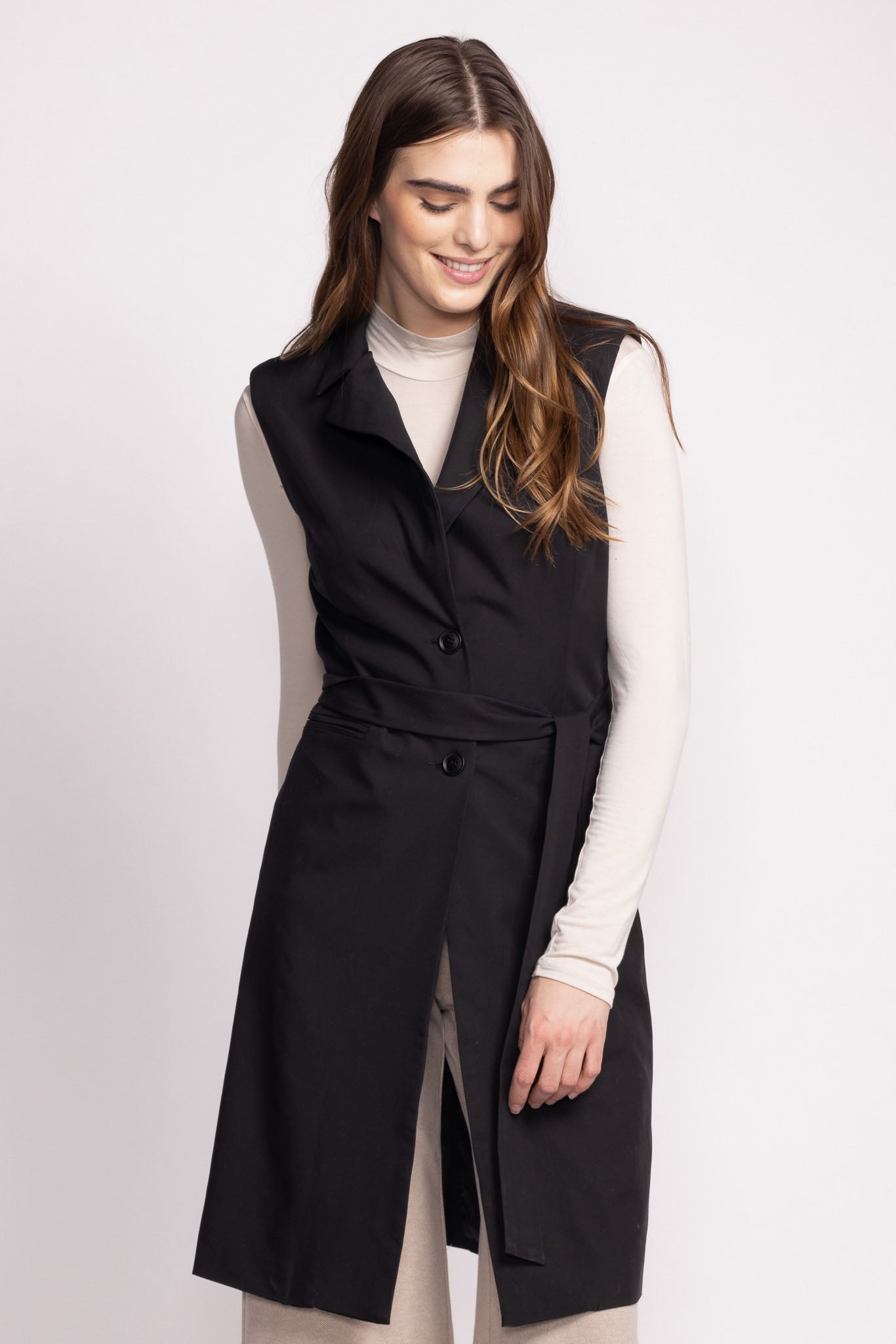 Leia Vest - Black