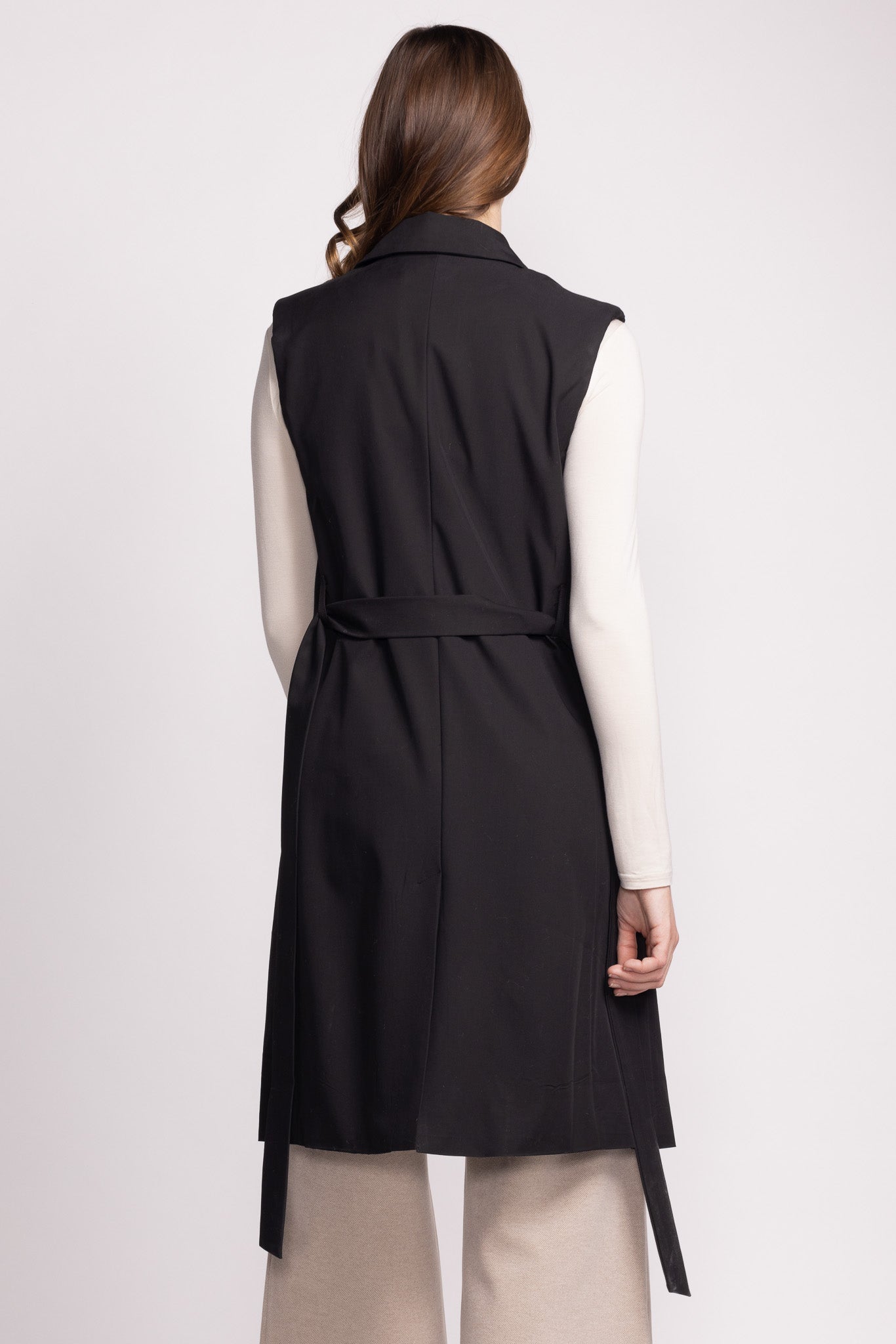 Leia Vest - Black