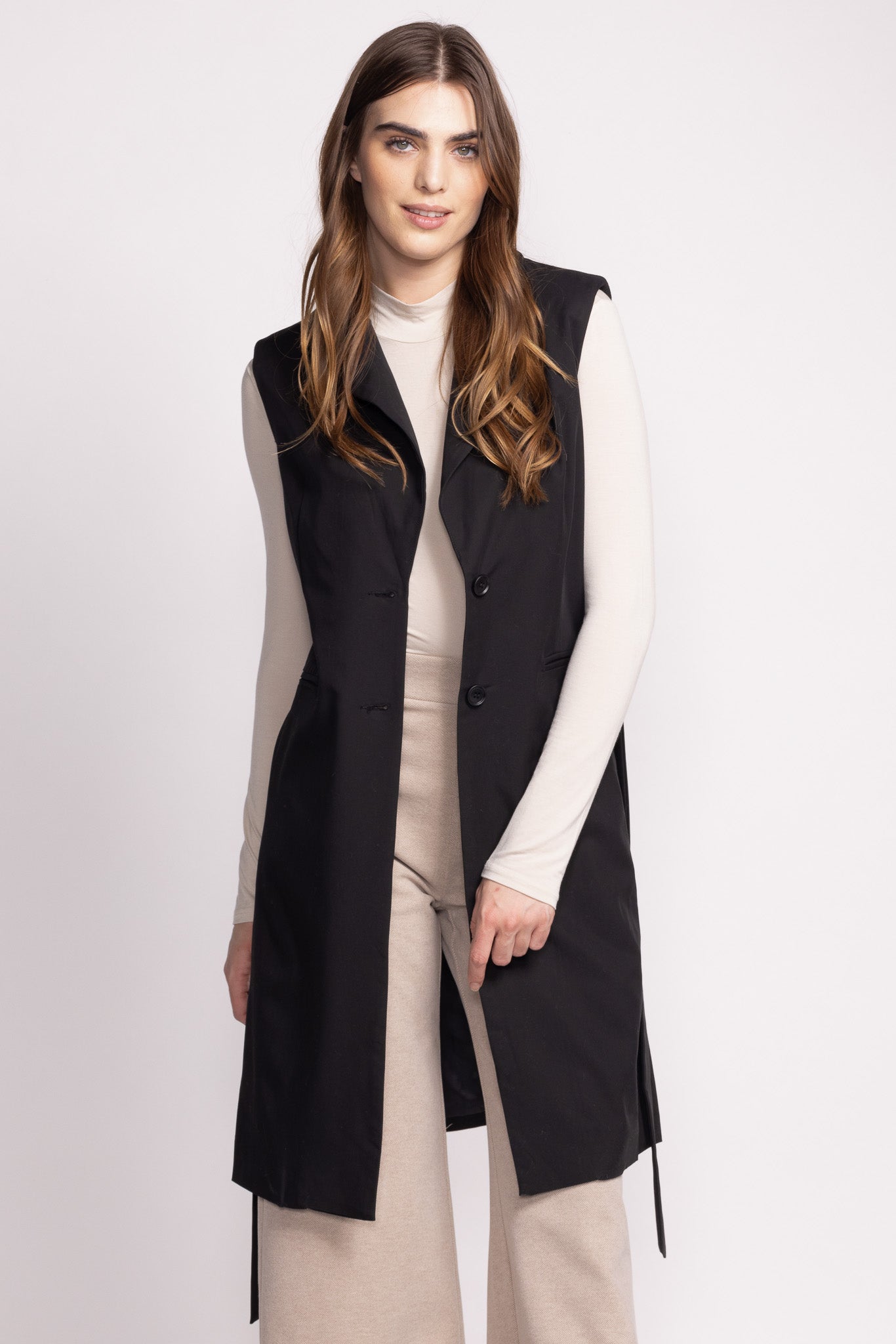 Leia Vest - Black