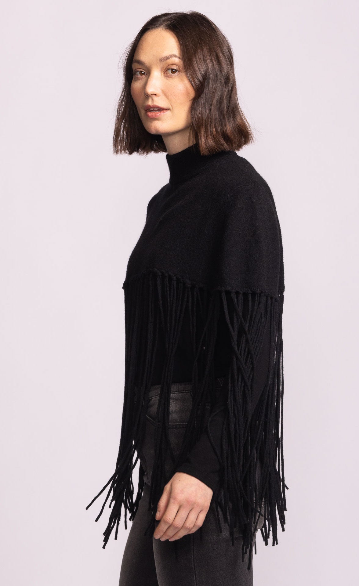 Alma Shrug Black