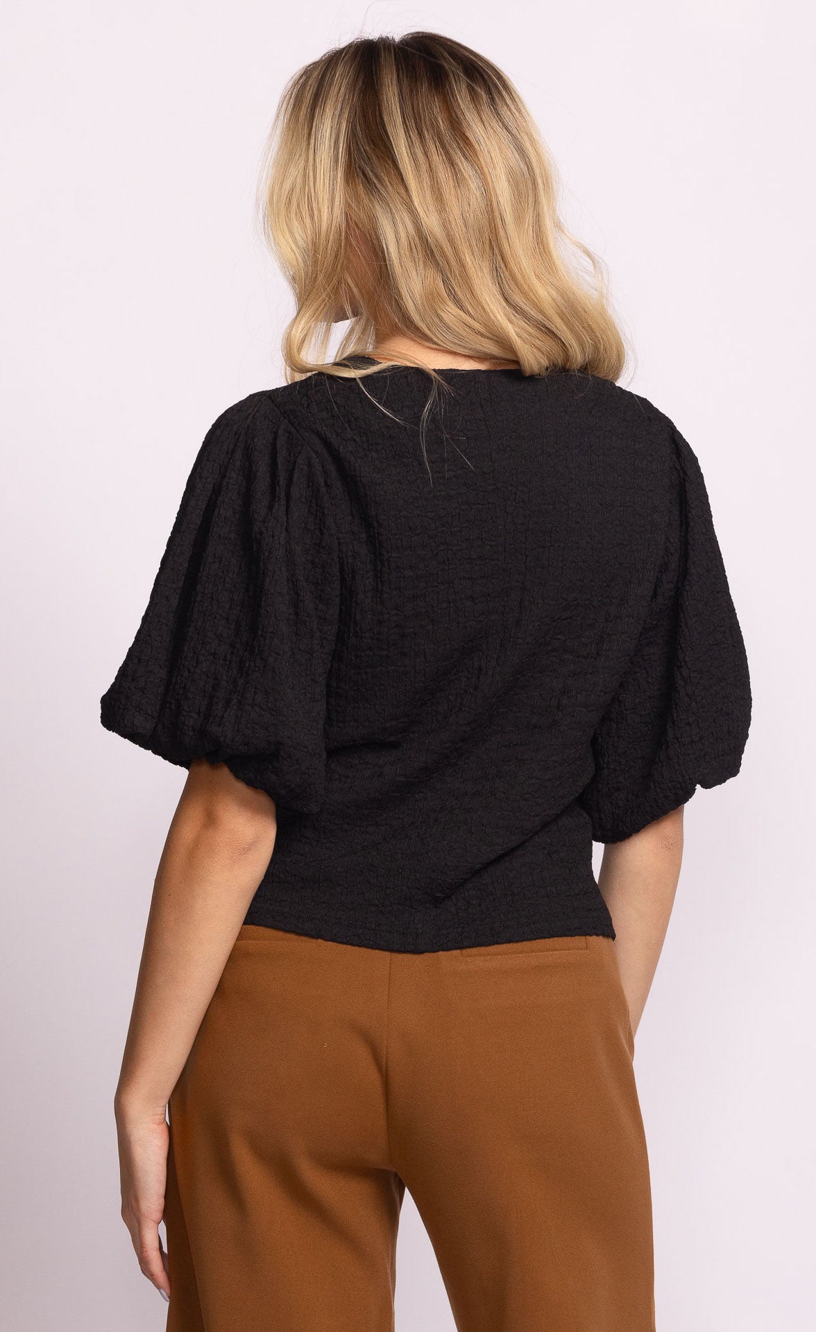 Lita Top Black