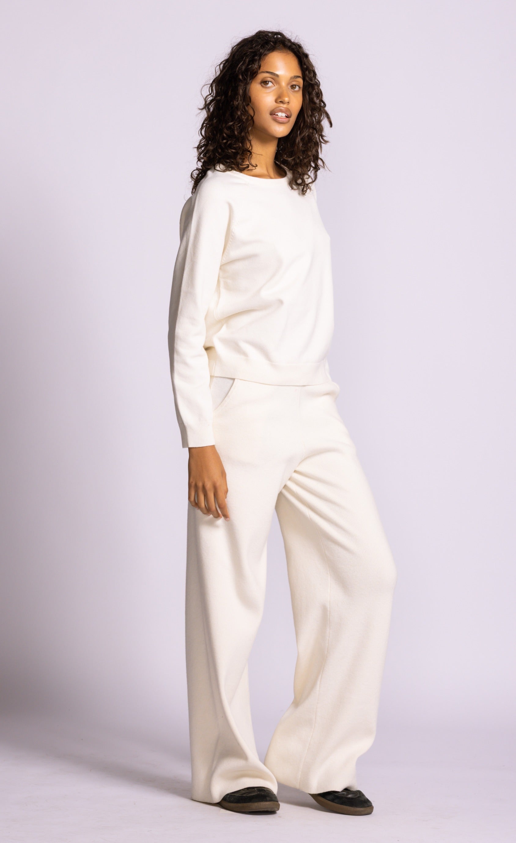 Lita Raglan Sweater Off White