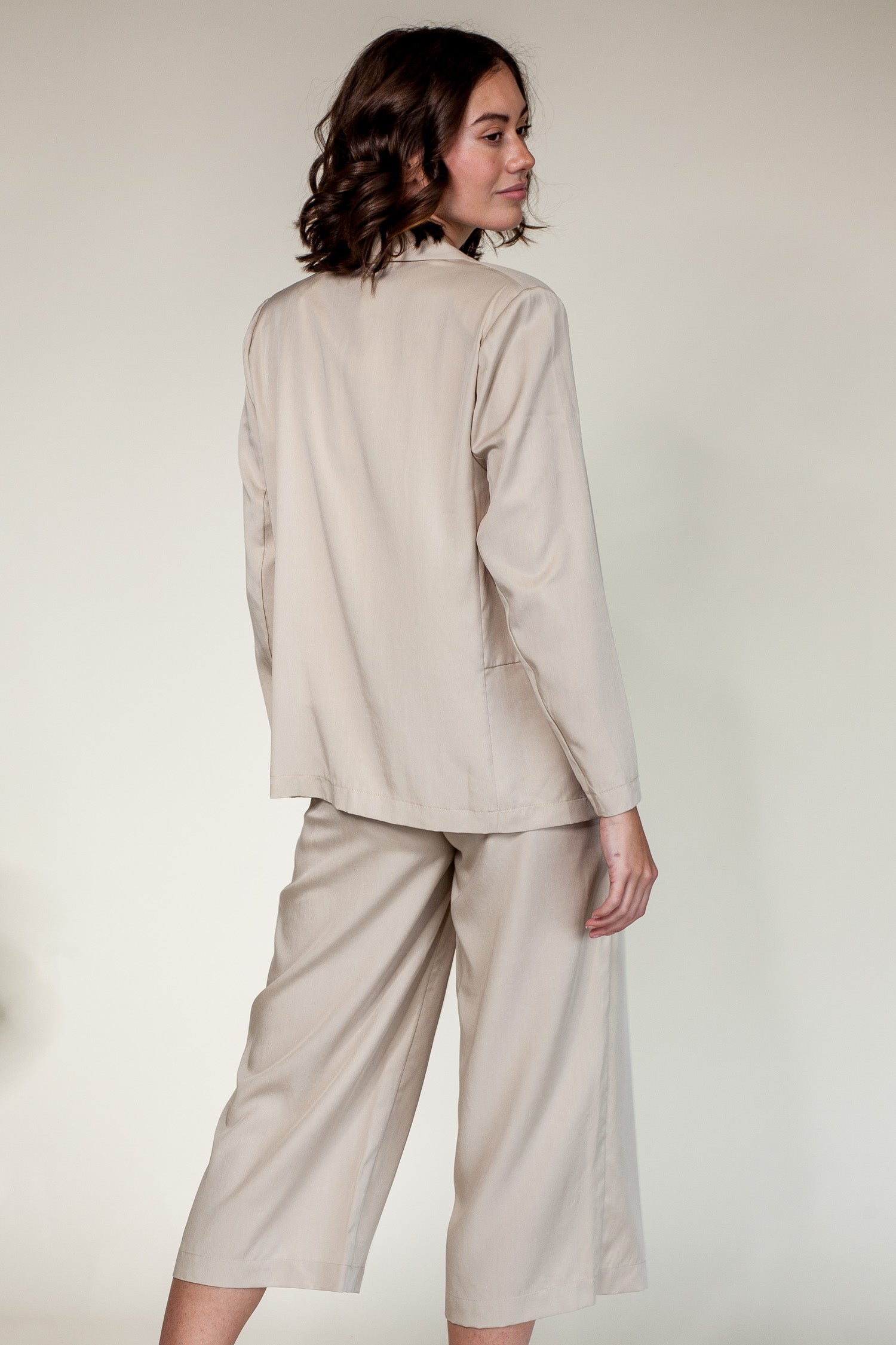 Chloe Pants Beige - Pink Martini Collection