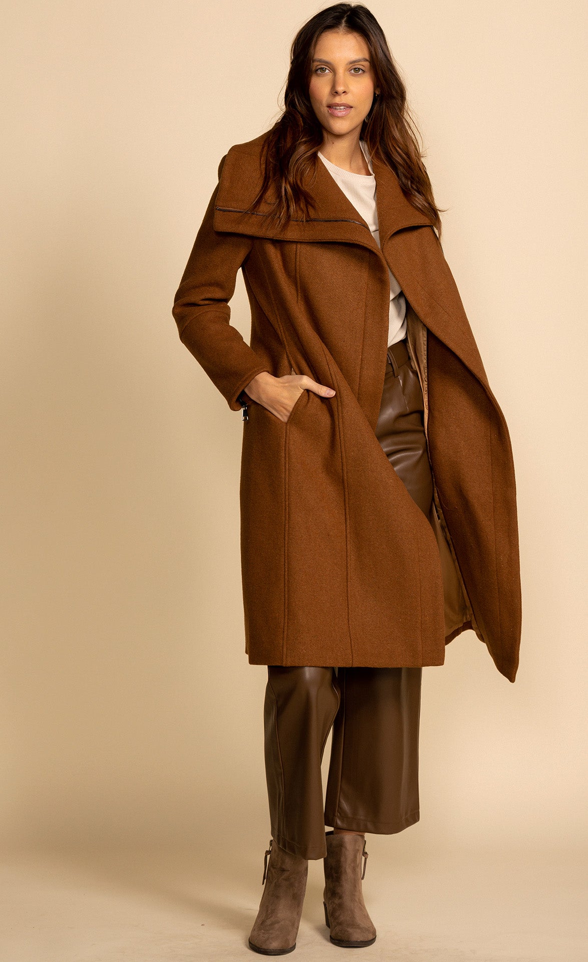 Phoebe Coat Camel - Pink Martini Collection