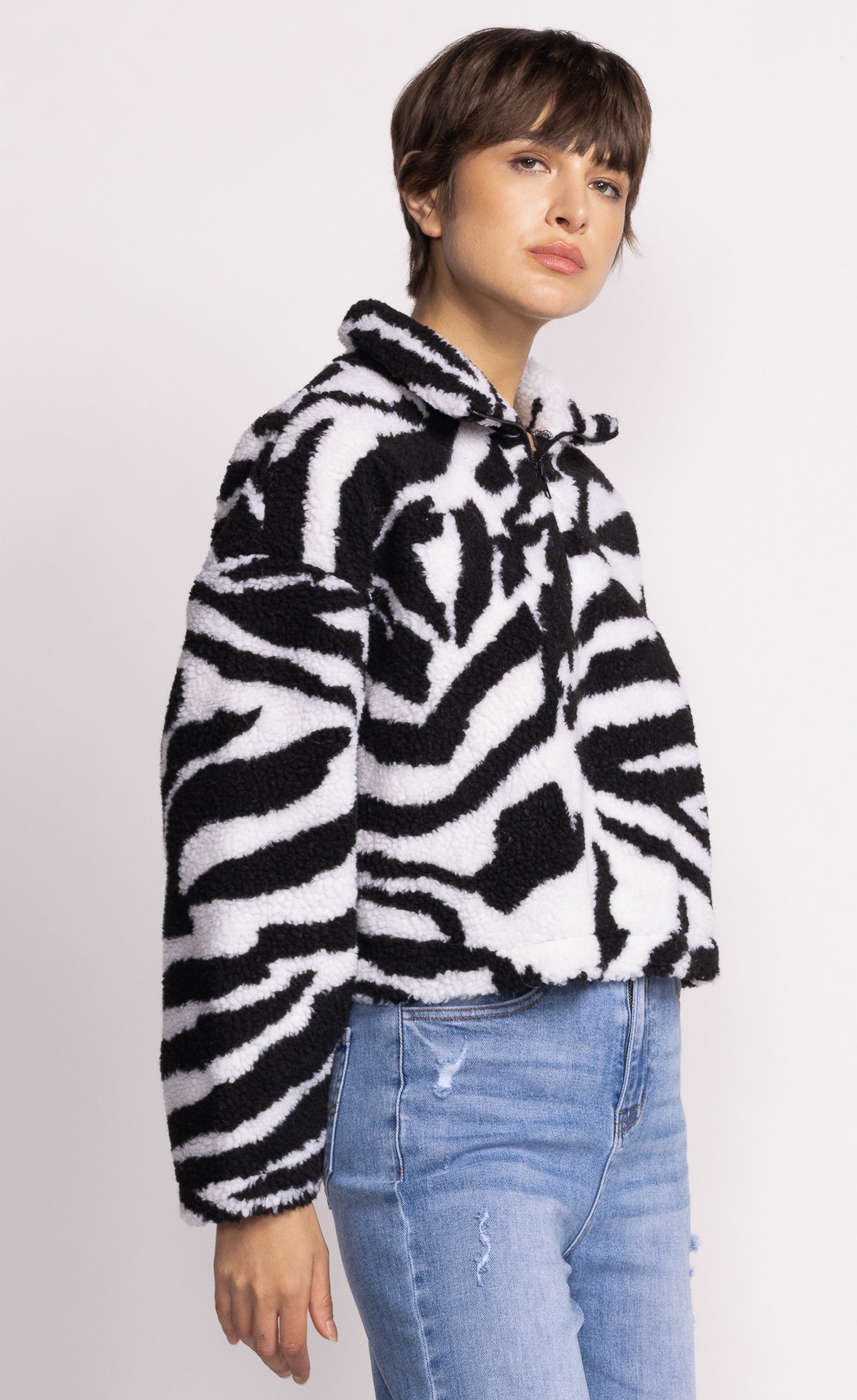 Trista Sweater - Black and White