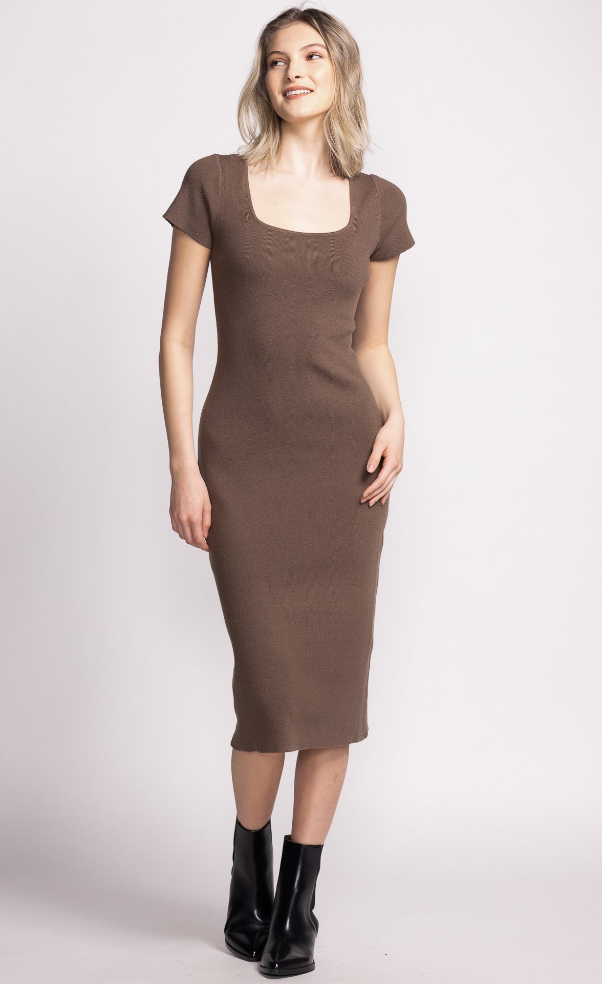Paige Sweater Dress - Brown Paige Sweater Dress - Brown
