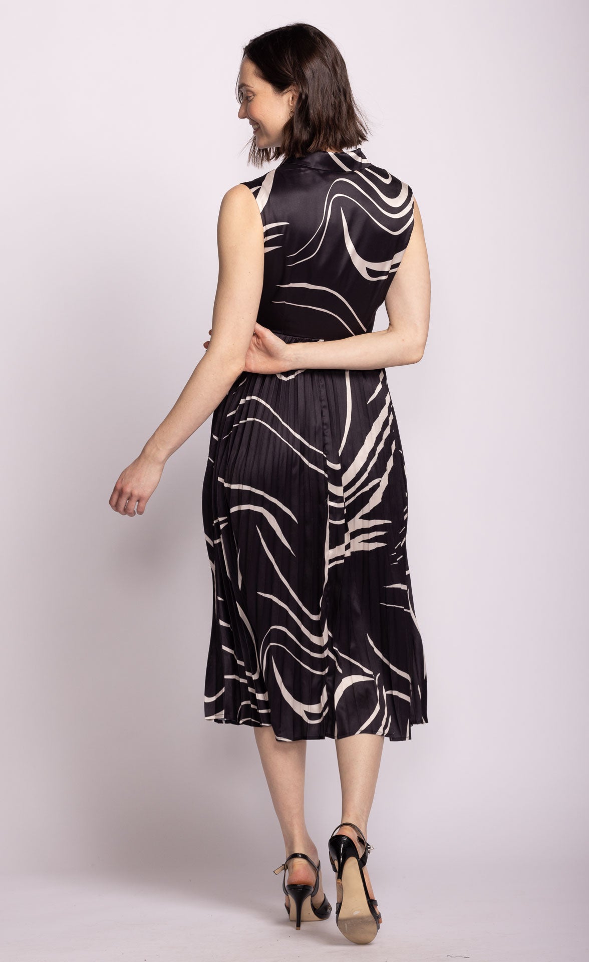 Avenue Dress Black