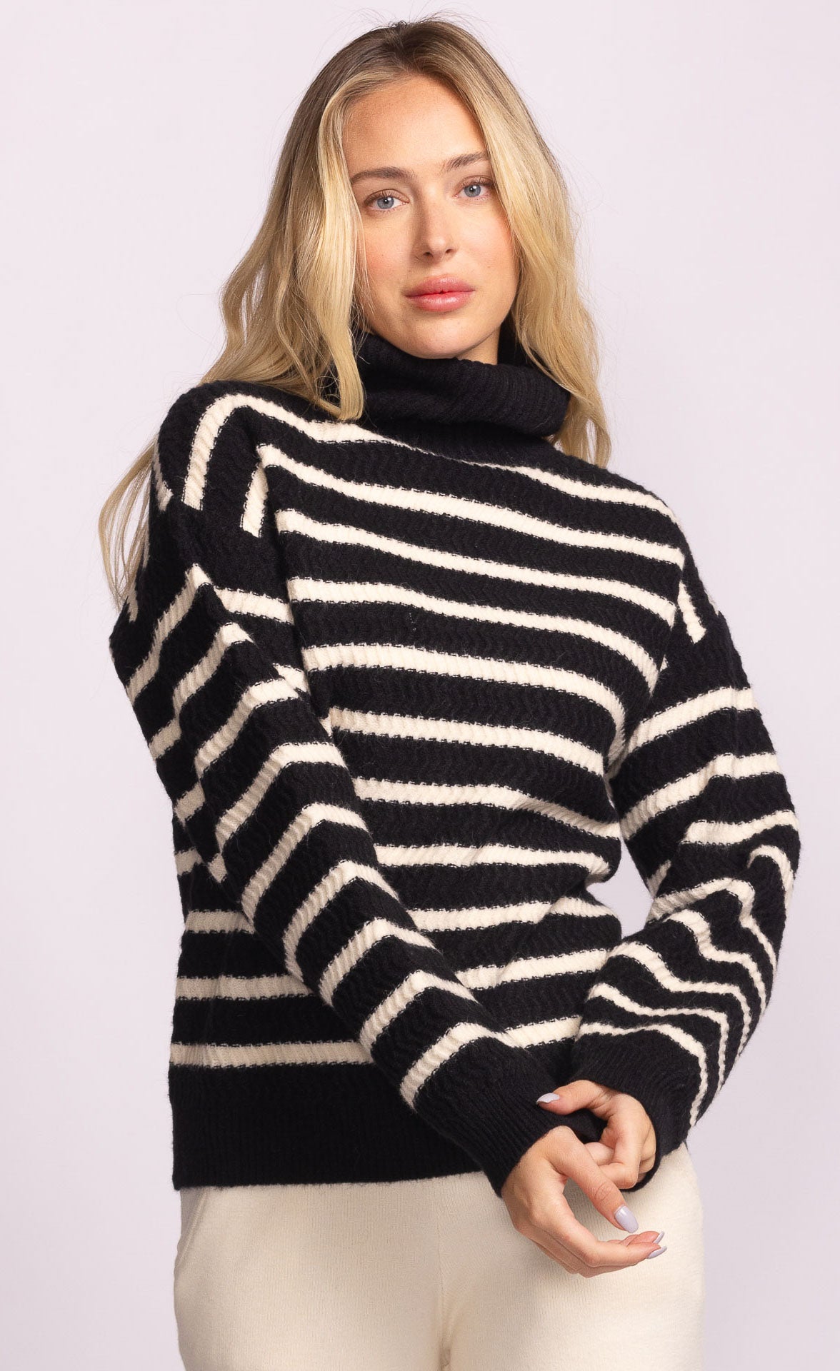 Corsica Sweater Black