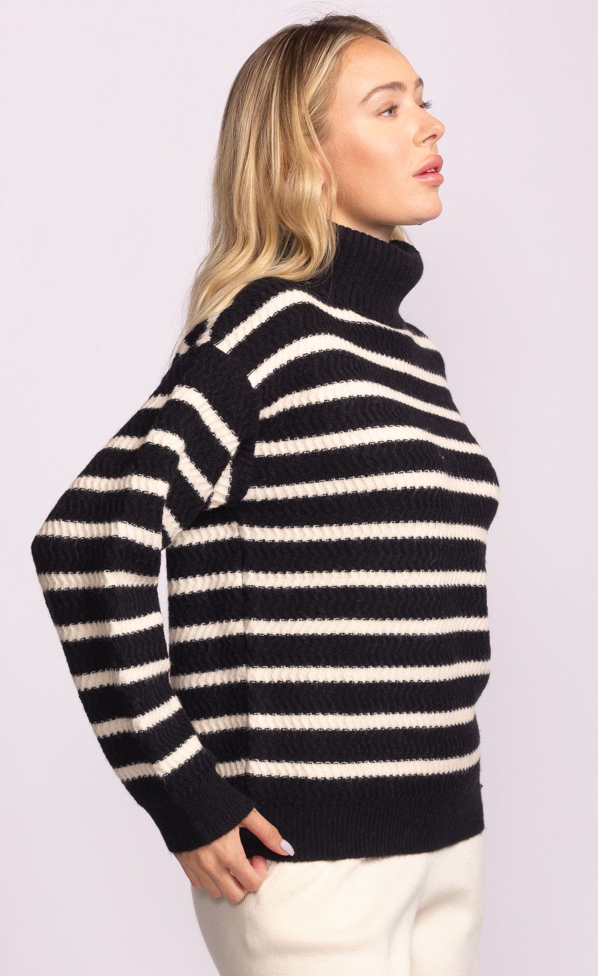 Corsica Sweater Black