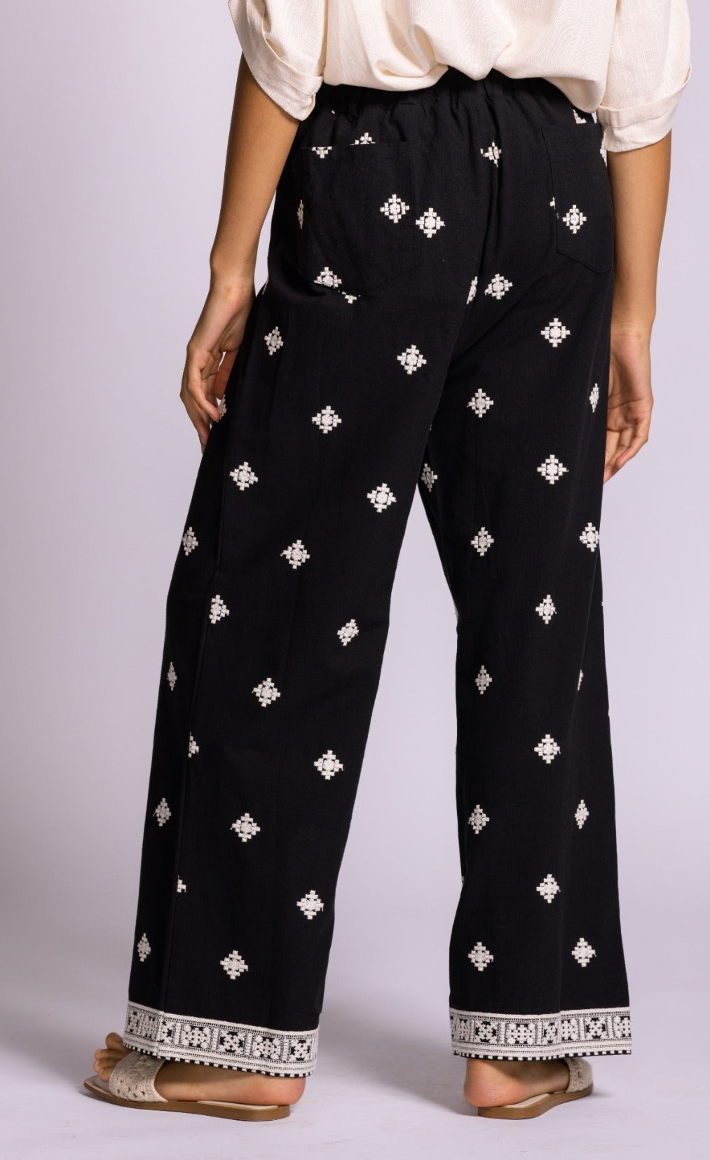 Saticoy Pants Black