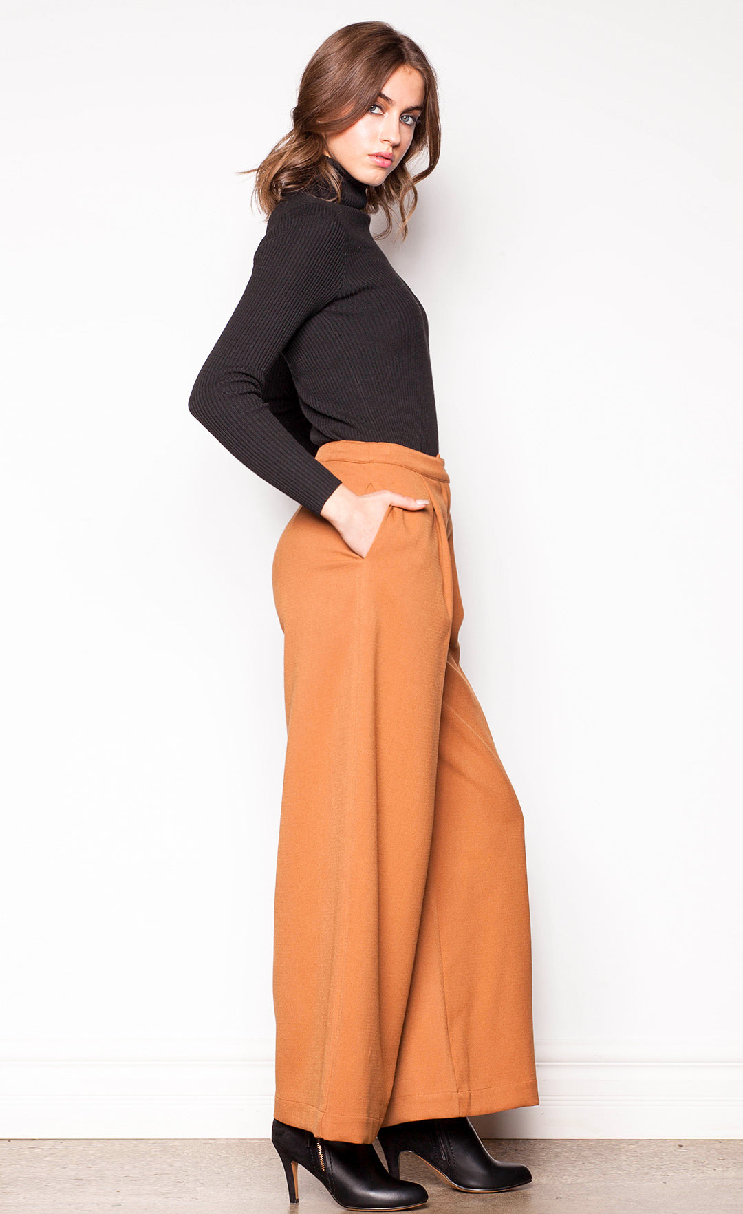 Chrissy Pants - Pink Martini Collection