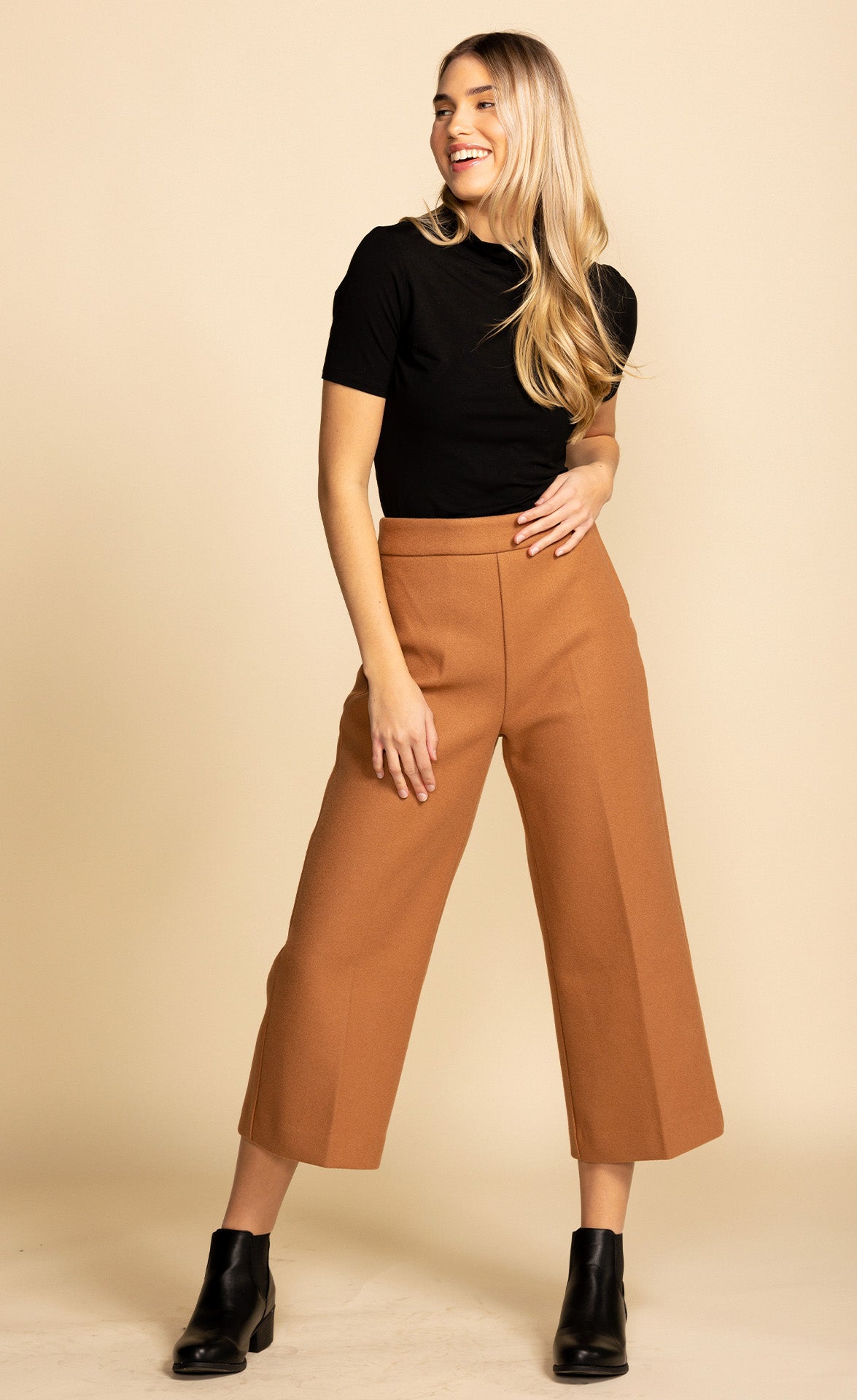 The Nadia Pants Camel - Pink Martini Collection