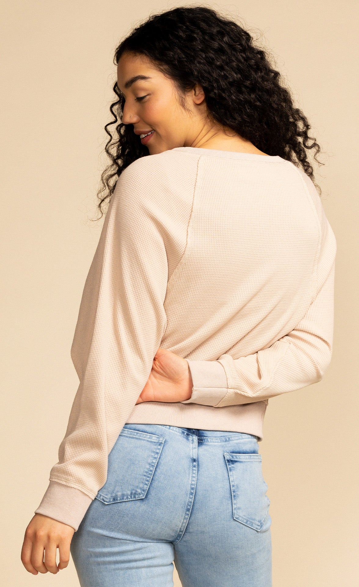 The Evelynn Pullover Beige - Pink Martini Collection