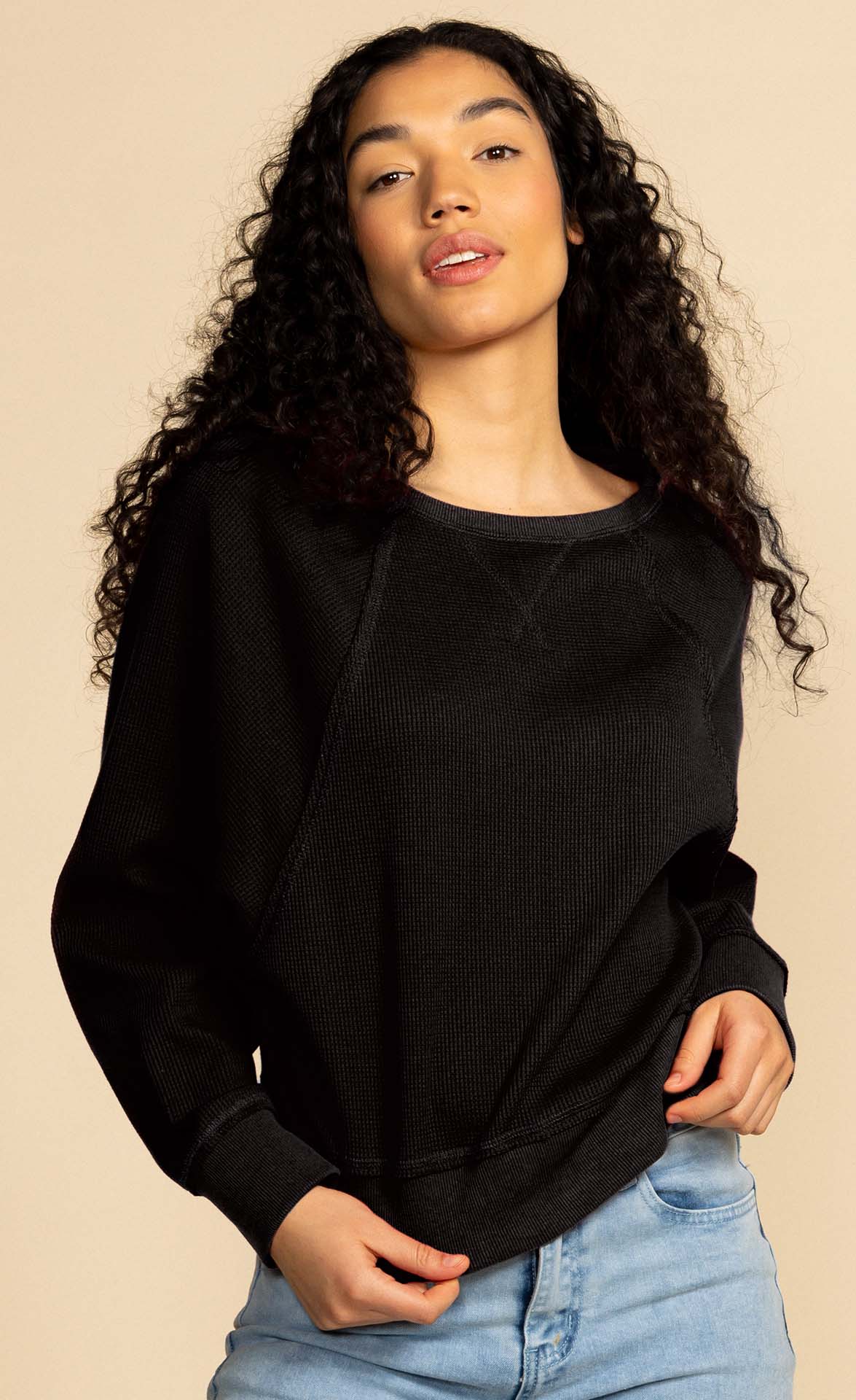 The Evelynn Pullover Black - Pink Martini Collection